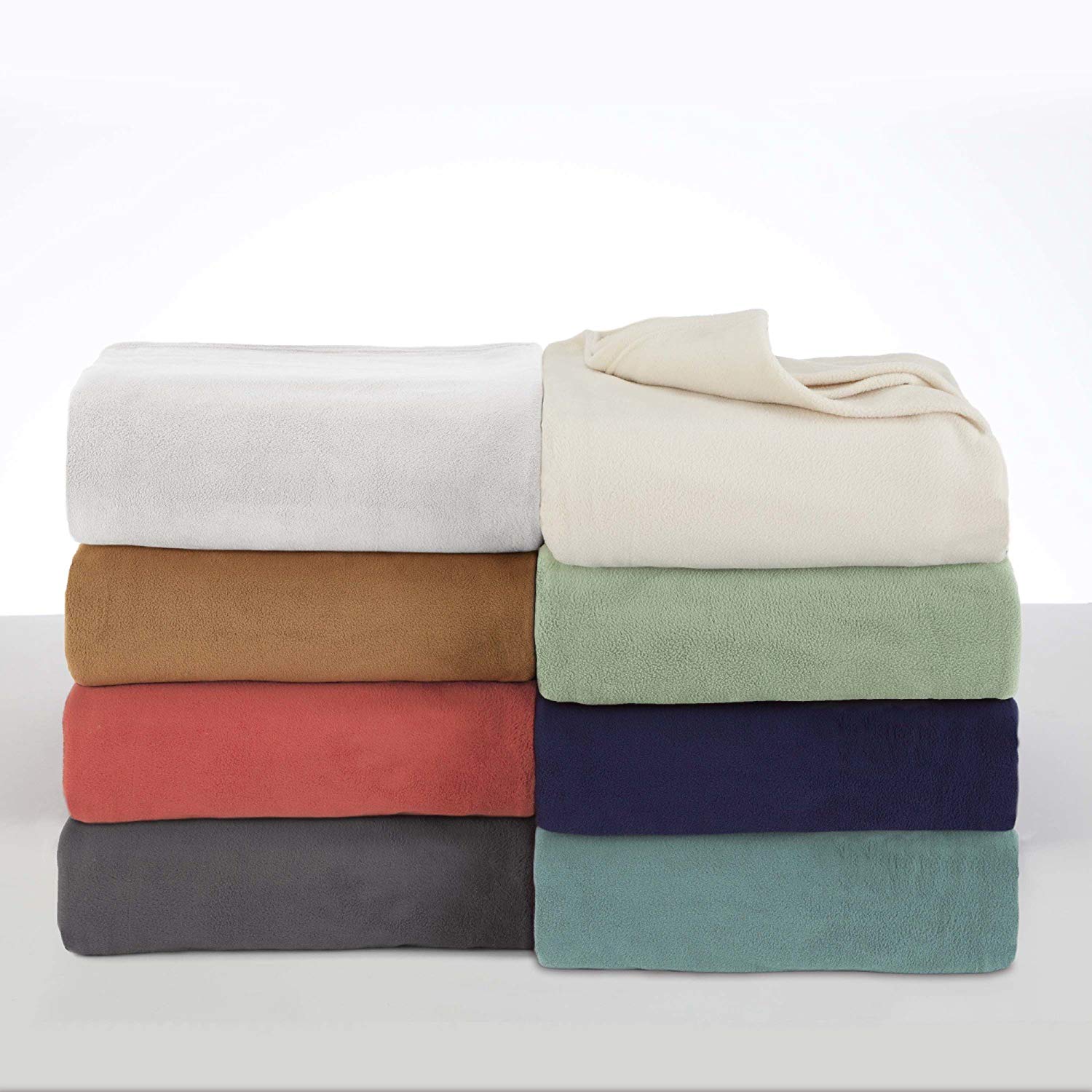 China Cheap Soft Pet-friendly Home Bed & Sofa High-quality Polar Fleece Blanket