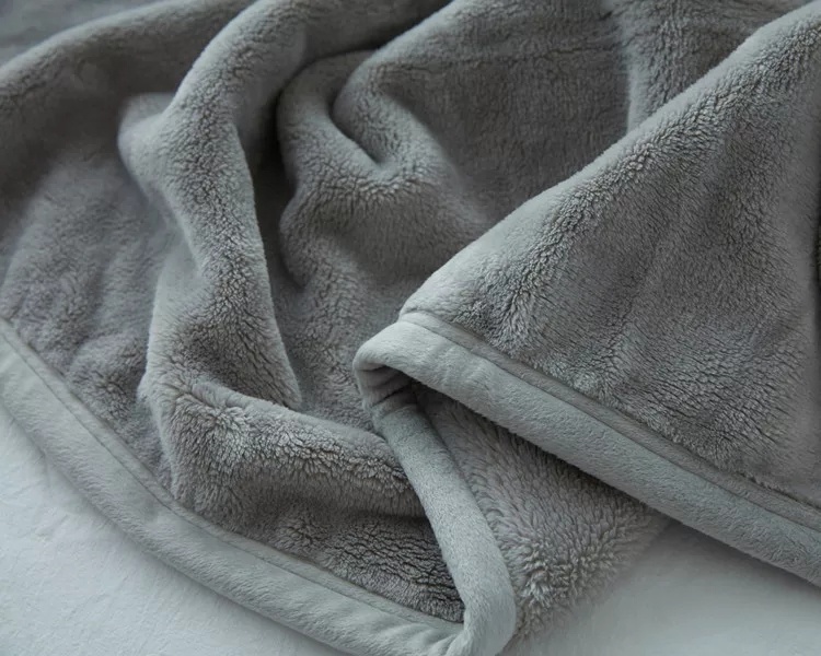 350GSM Heavy Weight Japan Style Plain Flannel Fleece Blankets For Winter