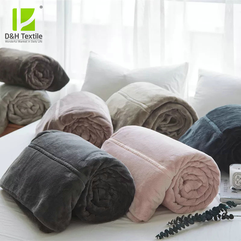350GSM Heavy Weight Japan Style Plain Flannel Fleece Blankets For Winter