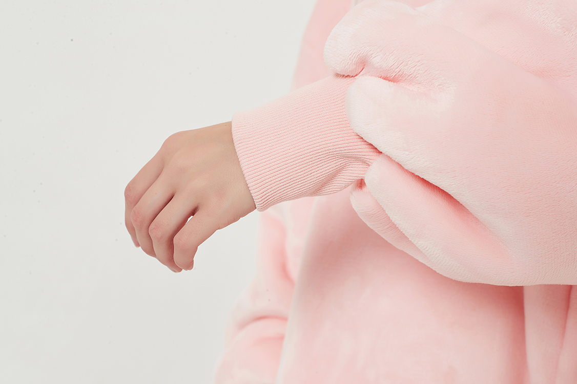 Comfortable Giant Sherpa Hoodie Sweatshirt Blanket Sherpa Sweatshirt Blanket Supplier