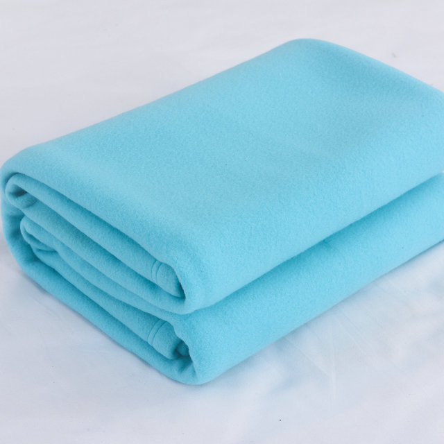 High Quality 100% Standard Anti-pilling Fleece Blanket Manufacturers and Suppliers