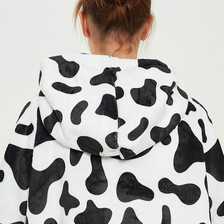 Customized Cozy Fluffy Cow Print Sherpa Lined Sweatshirt Blankets For Adult For Bulk