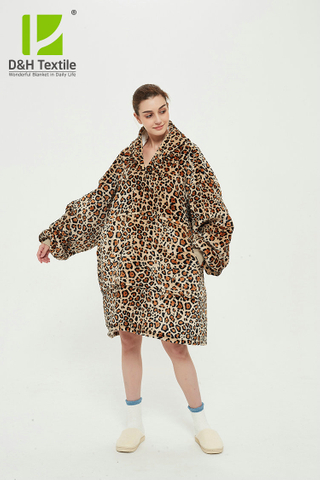 Extra Large Oversized Thick Warm Fuzzy Wearable Blanket For Adult Factory